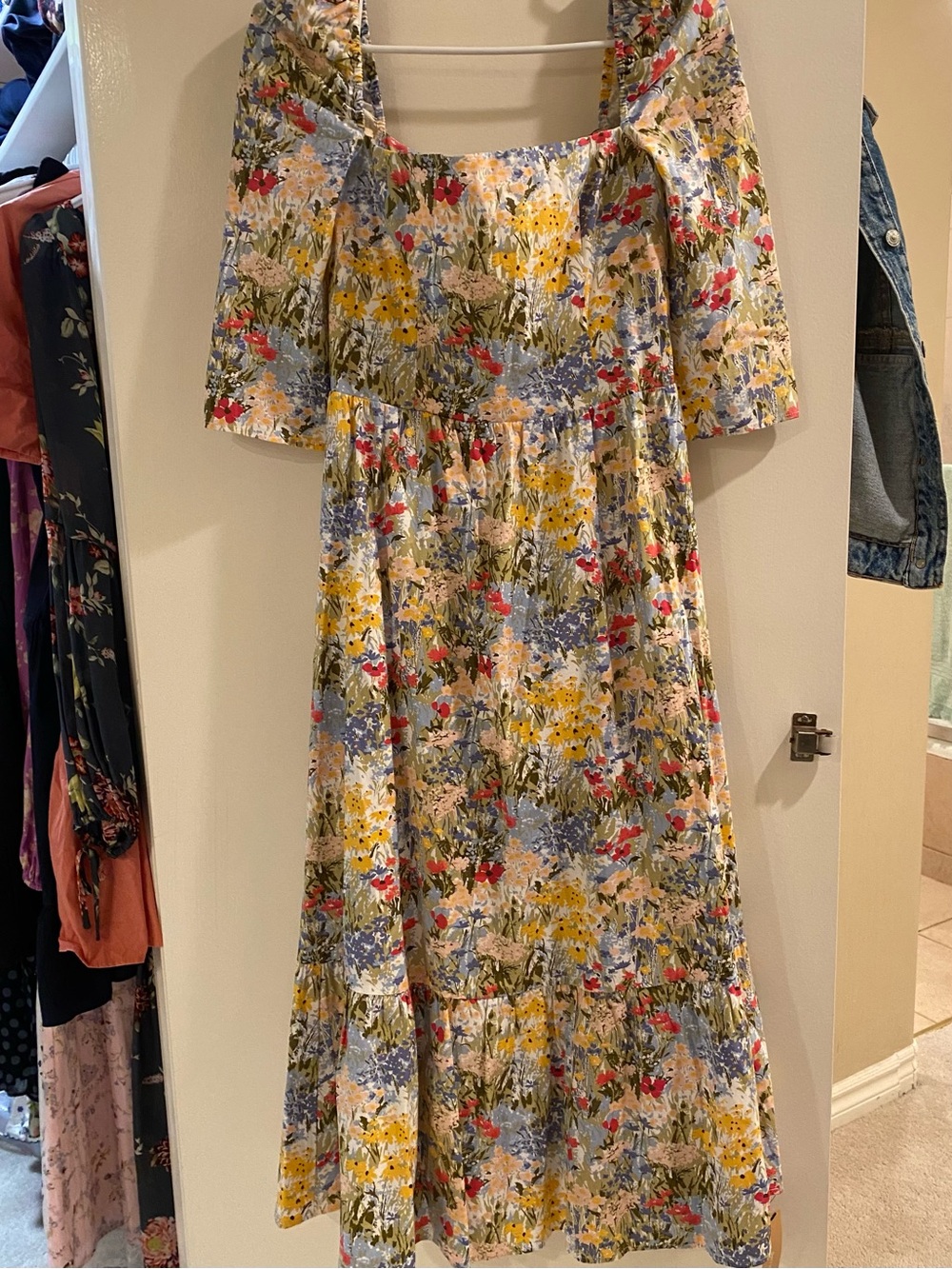 ❤️⭐️🌹 NWT and Beautiful! Reformation Cyprus Midi Dress, Size 6 🌹⭐️❤️ - Picture 2 of 13